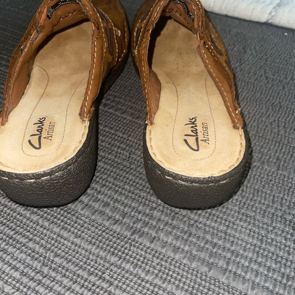 Clark’s slip on clog - Picture 5 of 8